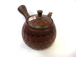 Tea pot (Hand work)